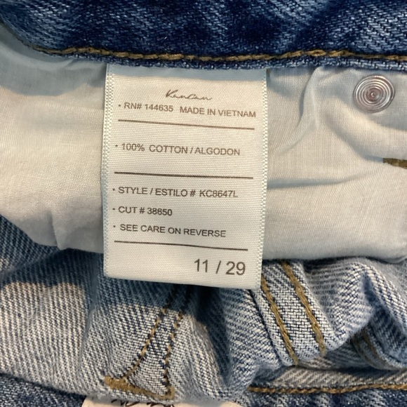 KanCan Nicola High Rise Boyfriend Jeans Light Wash Distressed Size 11/29 - Picture 6 of 6